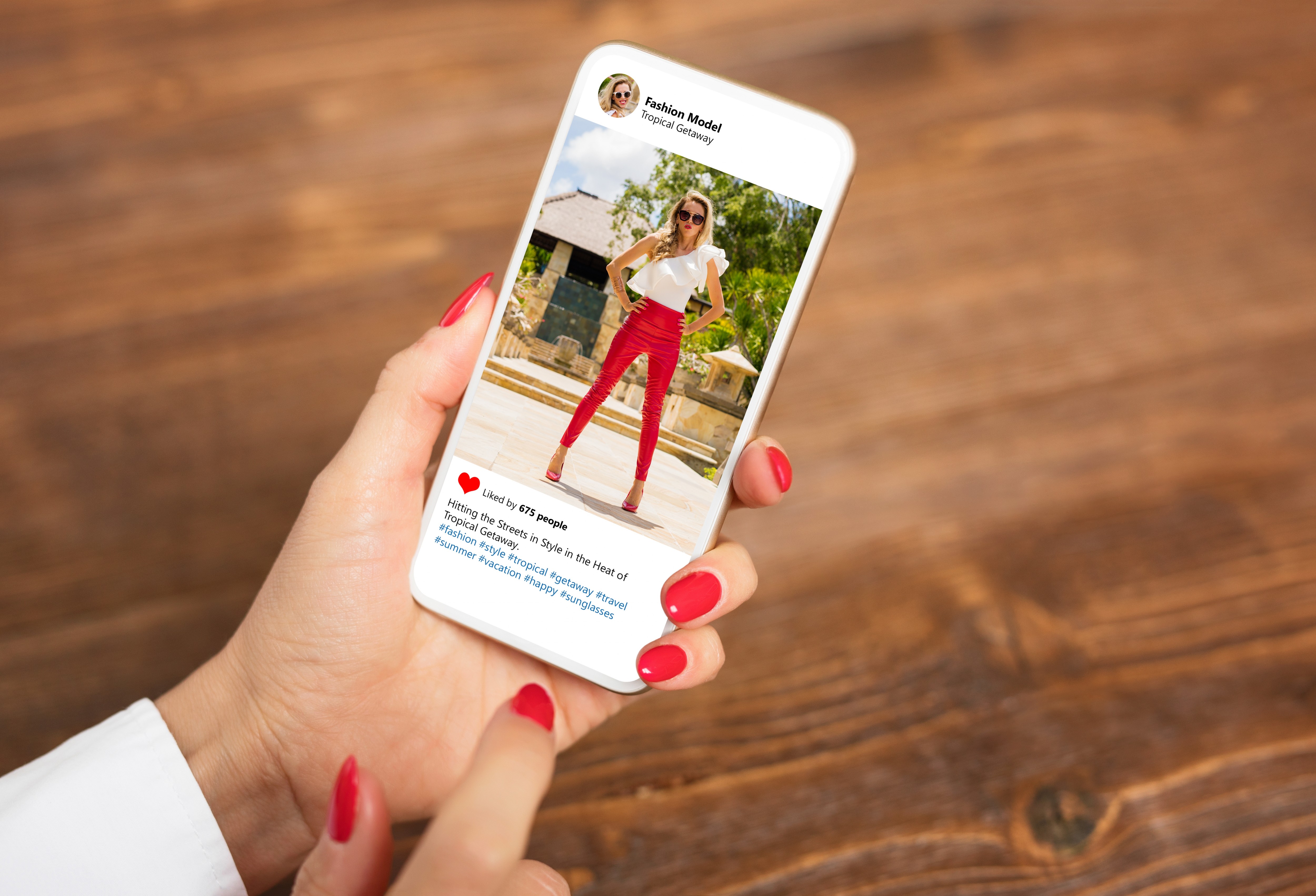 Etykieta odnosi się do wszelkich form manipulacji obrazem ciała, od filtrów na Instagramie, aplikacji takich jak Facetune, usuwania skaz, poprawiania talii i ust oraz zmiany wyglądu mięśni lub proporcji ciała.