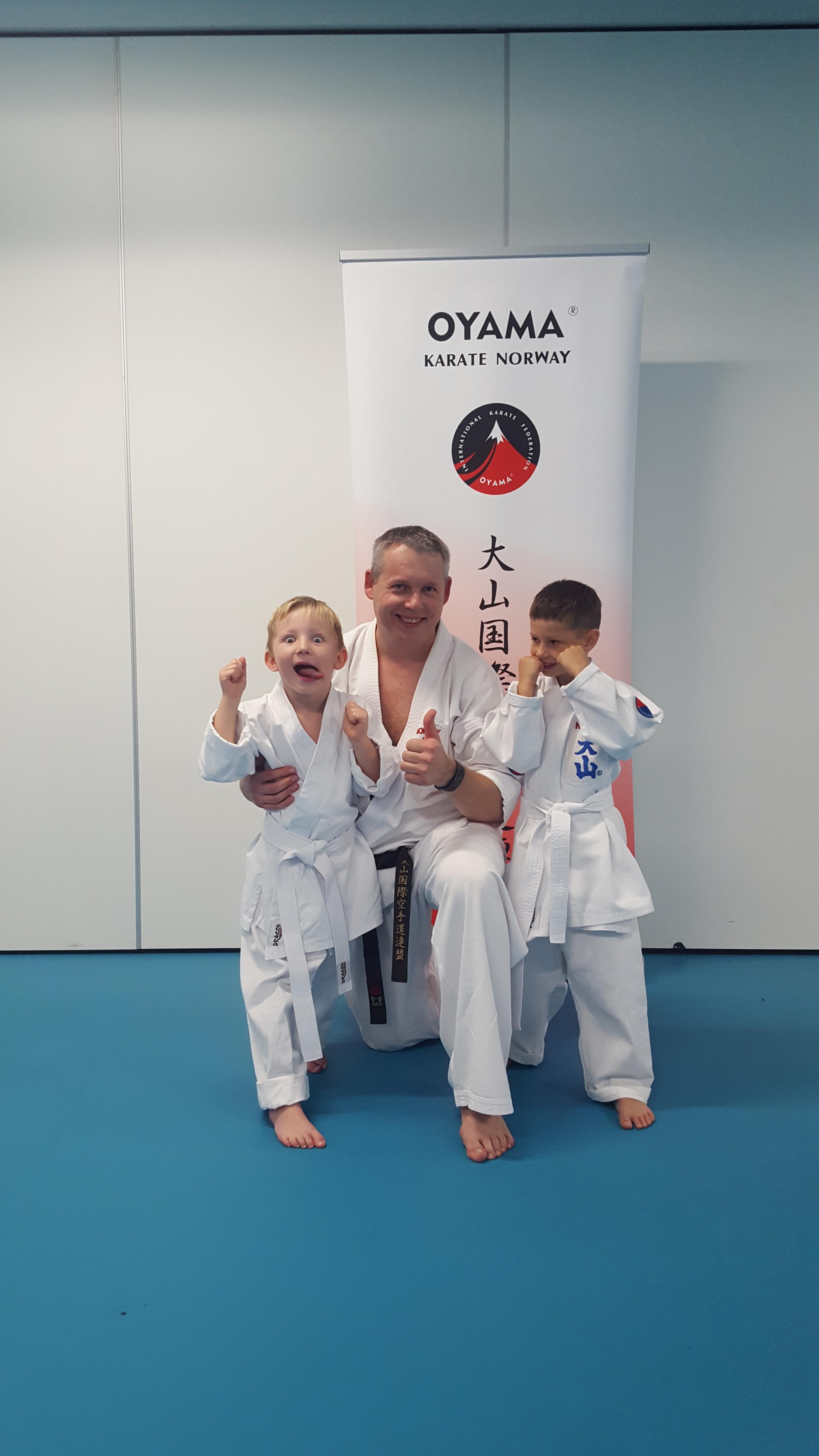 Karate dla dzieci to głównie nauka poprzez zabawę
