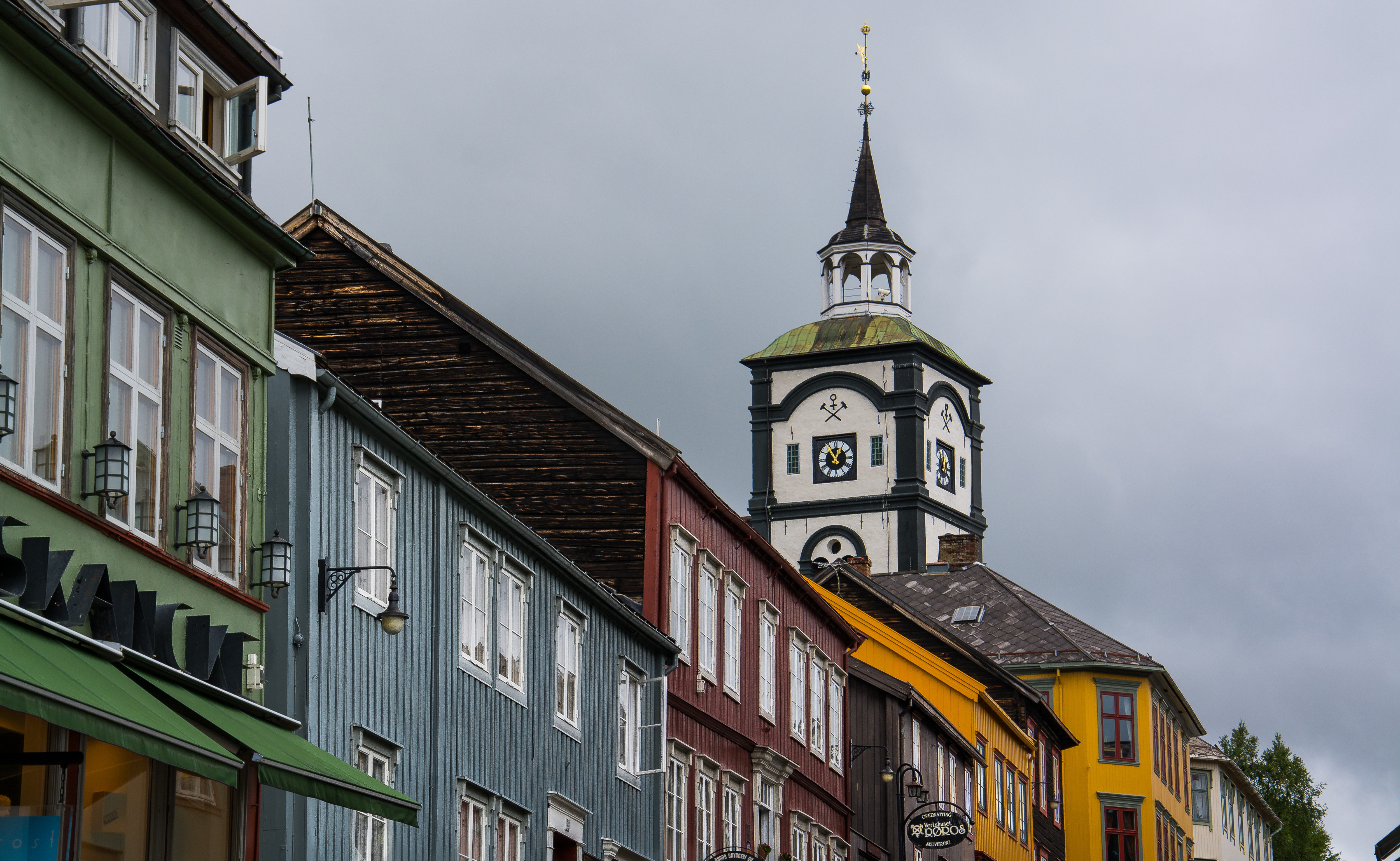 Røros to górnicze miasteczko z historią sięgającą 1644 roku, gdy w okolicy odkryto złoża miedzi.