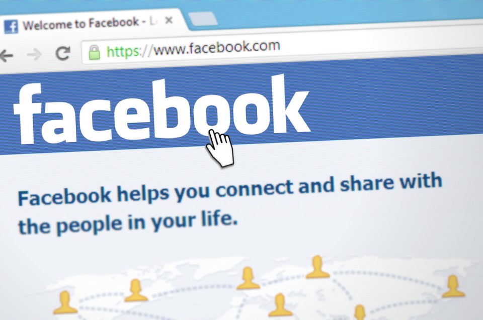Ministerstwo Sprawiedliwości przypomniało, że dane gromadzą także inne aplikacje m.in. Facebook, Instagram i Snapchat. Resort zalecił rozważne udostępnianie danych na urządzeniach, które posiadają wymienione oprogramowanie.