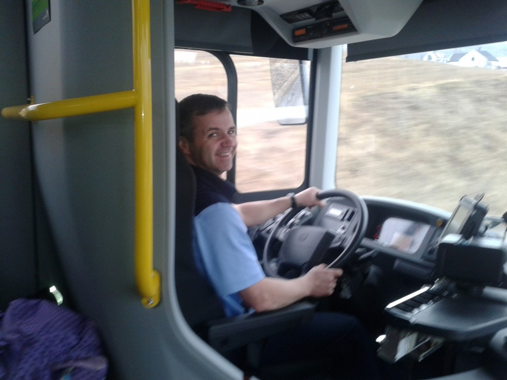 Jestem kierowcą autobusu w okręgu Hedmark. Jeżdżenie tam i z powrotem, i tak w kółko? Nic bardziej mylnego.