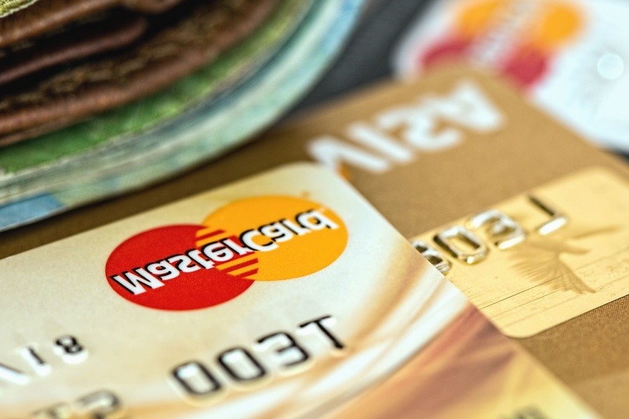 Według danych Banku Centralnego Norwegii, tylko w 3-4 proc. transakcji w kraju fiordów wykorzystuje się banknoty i monety.