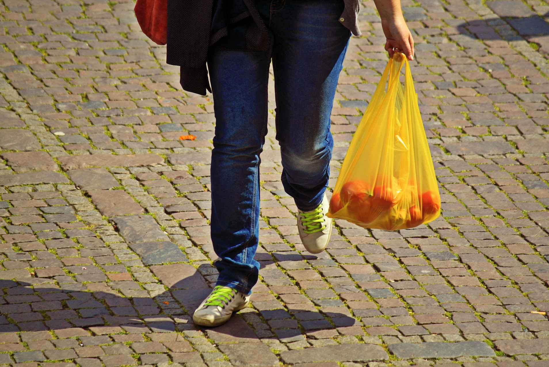 Norwegowie muszą zmniejszyć zużycie plastikowych toreb ponad trzykrotnie.