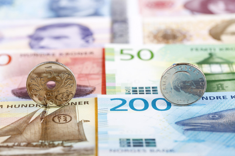 W ostatnich latach duży i stale rosnący odsetek nowych kredytów zaciągali kredytobiorcy o wysokim wskaźniku zadłużenia, podaje Urząd Nadzoru Finansowego.