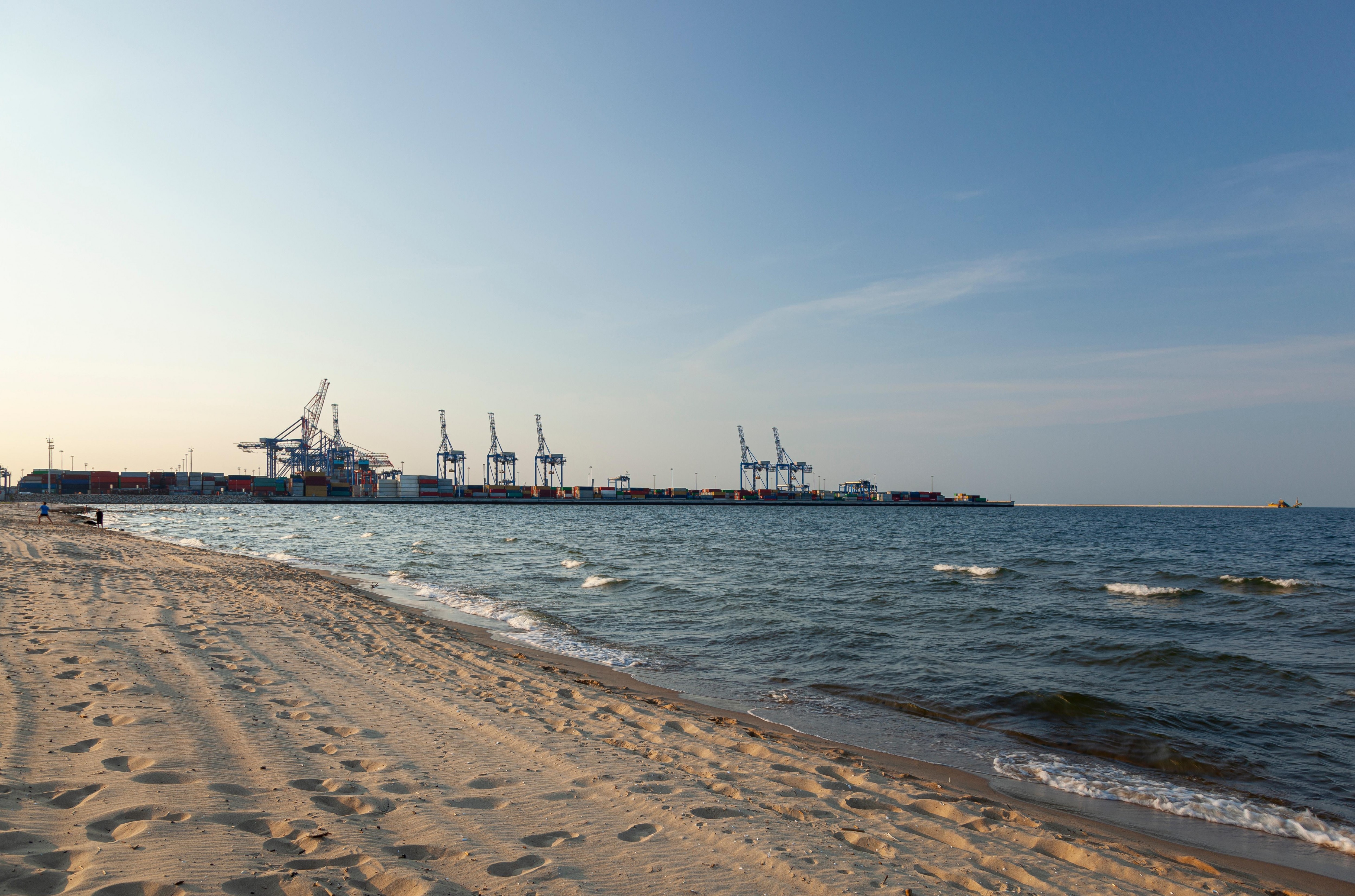 Gdańskie piaszczyste plaże przyciągają Norwegów jak magnes
