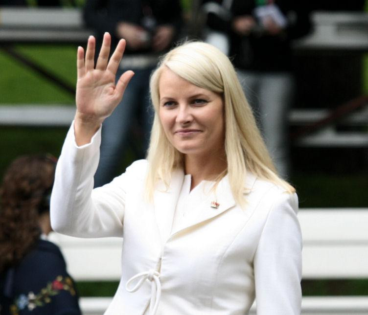 Księżna Mette-Marit przekazała w 2018 roku, że choruje na włóknienie płuc.
