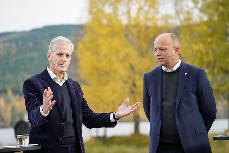 W rządzie Jonasa Gahr Støre i Trygve Slagsvolda Veduma doszło do kilku rekonstrukcji.