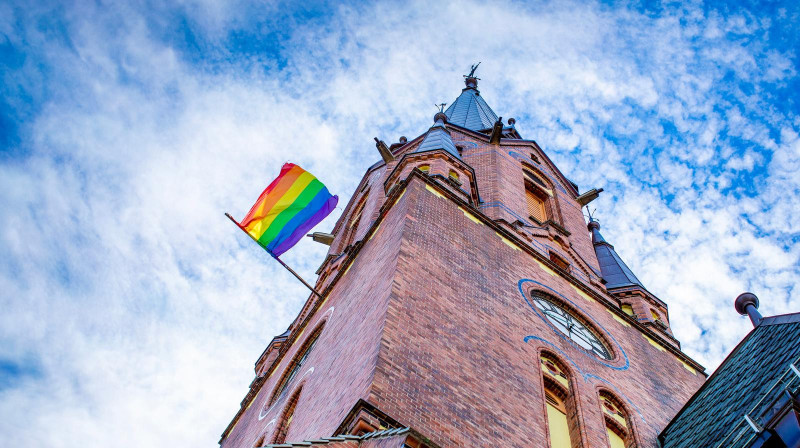 W ostatnich latach przełomem było uczestnictwo najwyższych władz Kościoła Norwegii w paradzie Oslo Pride.