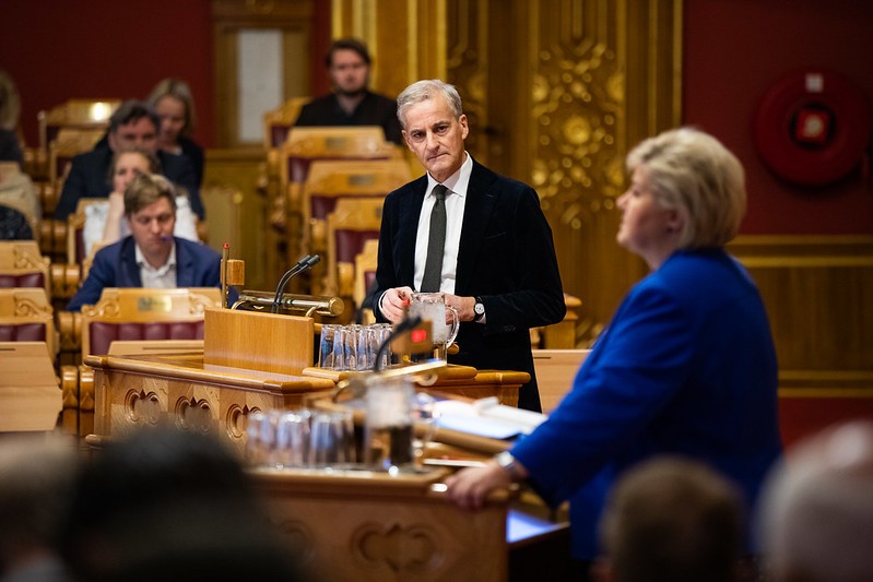 Przedwyborcze sondaże w Norwegii wskazują, że nowym premierem kraju fiordów zostanie Jonas Gahr Støre.