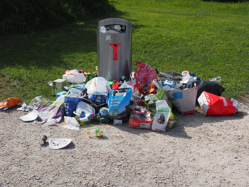 Choć Norwegia słynie z rozwiązań korzystnych dla klimatu, jej mieszkańcy oskarżani są o produkowanie dużej ilości śmieci i nadmierną konsumpcję.