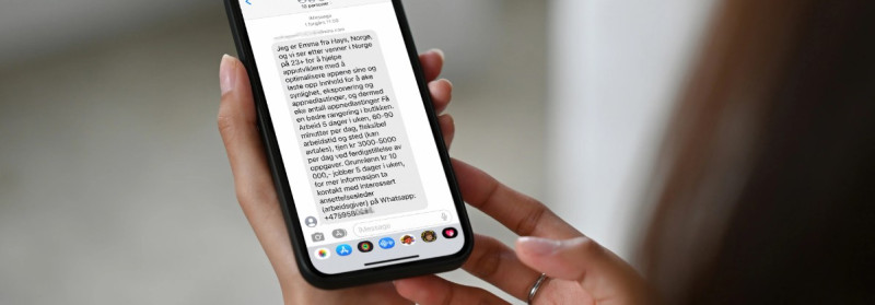 Tzw. oszustwa rekrutacyjne to stosunkowo nowa metoda w Norwegii, najpopularniejsze to spoofing i phishing. SMS-y o takiej treści otrzymują użytkownicy iPhone\'ów