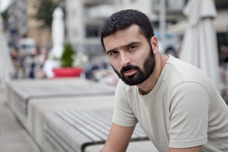 Ali Esbati Ali Esbati