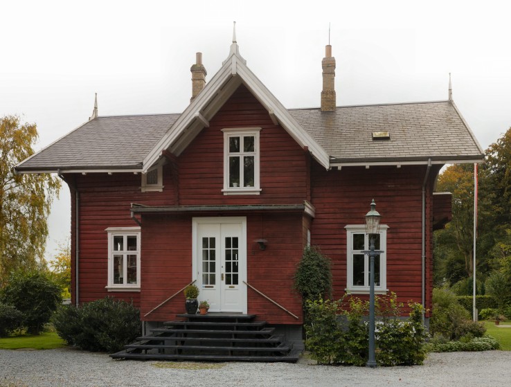 czerwony domek czerwony domek