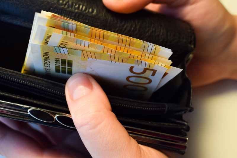 Sytuacja złotówki była lepsza jedynie w marcu 2020 roku. Kurs zbliżał się wówczas do poziomu 2,80 NOK.