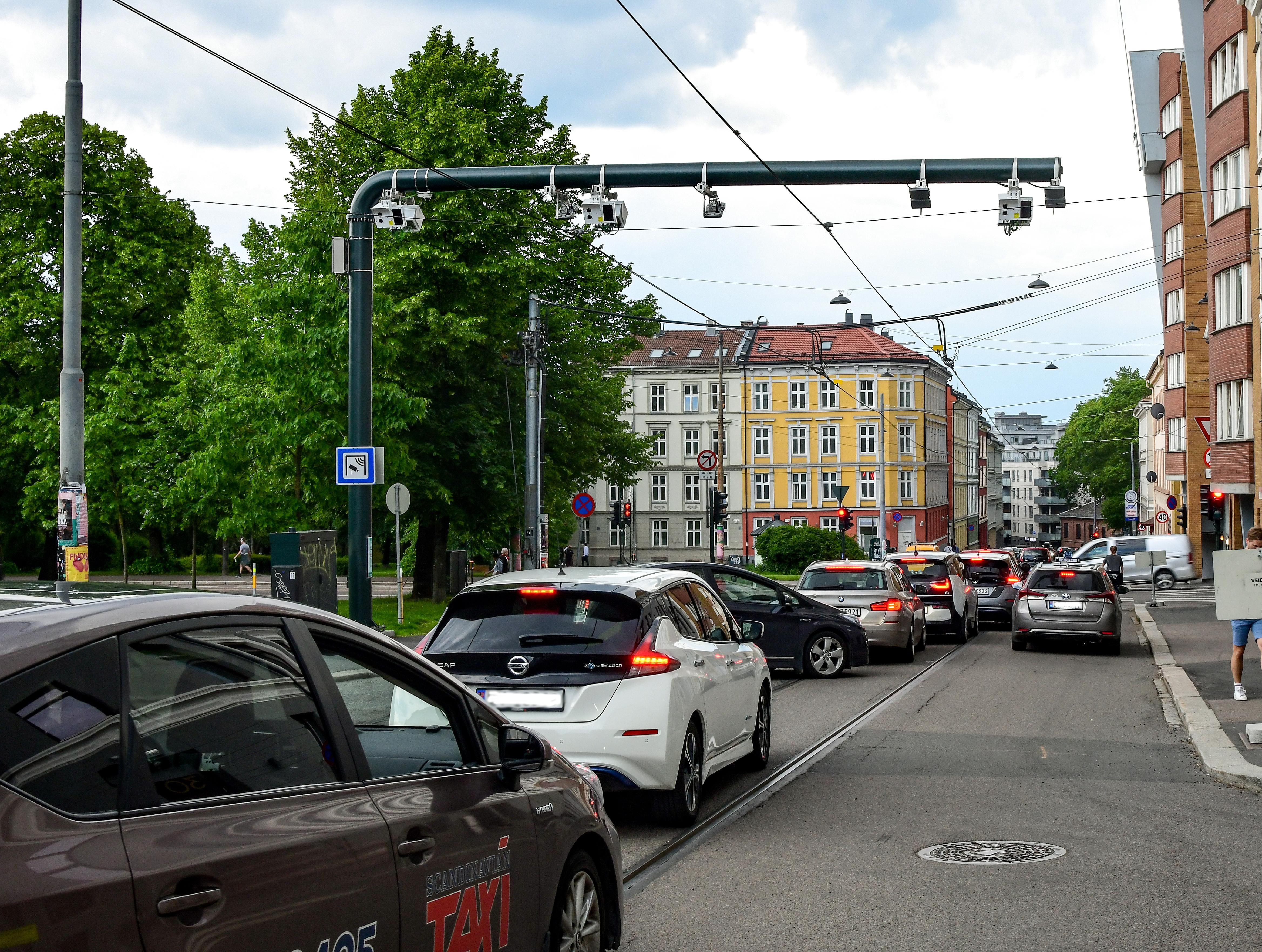 Oslo ma w Norwegii podwójny status. Występuje zarówno jako gmina (kommune), jak i samodzielny okręg (fylke).
