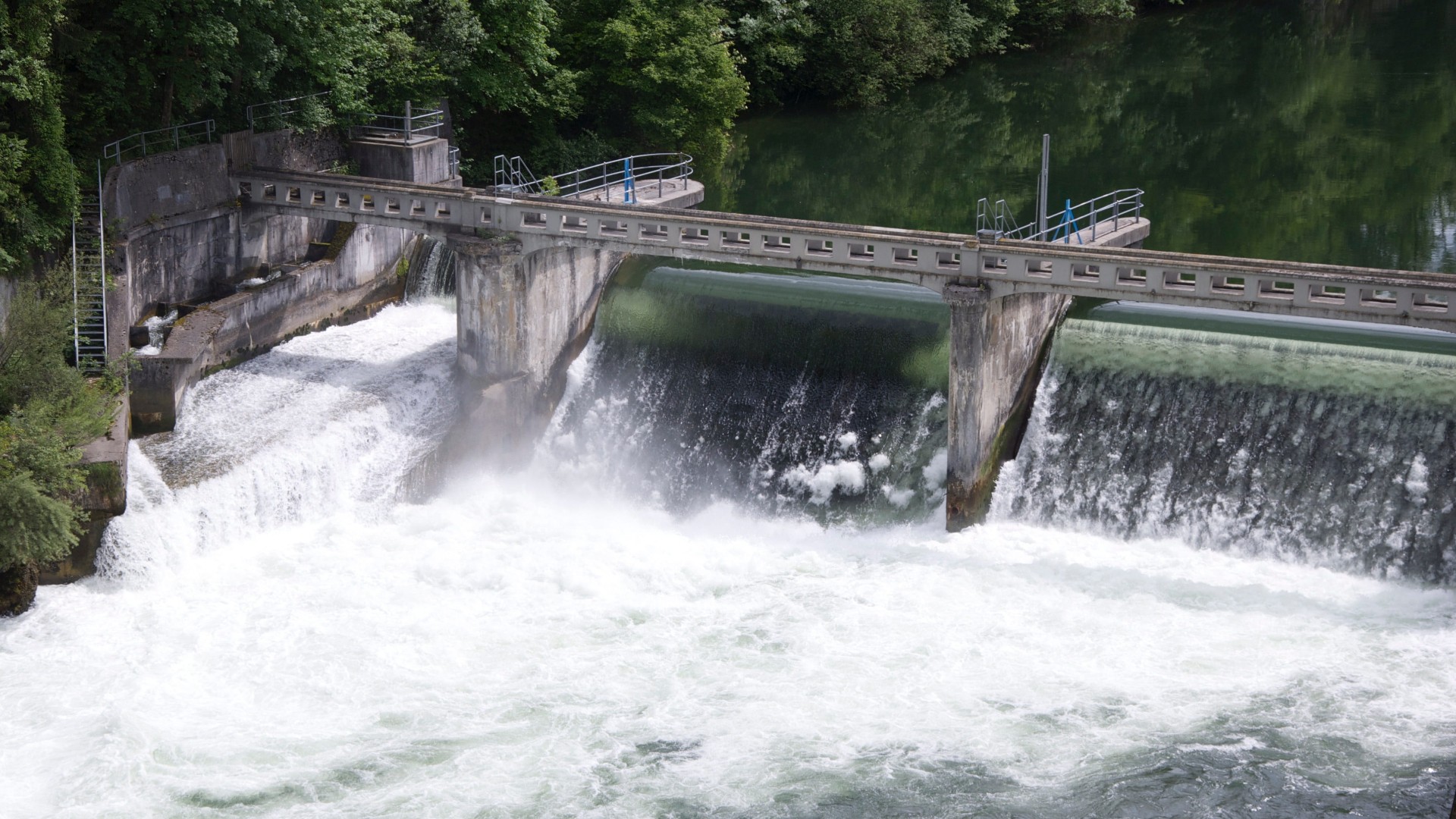 Prognozy NVE wskazują, że cena energii elektrycznej w Norwegii będzie wzrastać. Wyniki przewidywań do 2028 roku pokazują, że bilans energetyczny kraju fiordów będzie się osłabiał.