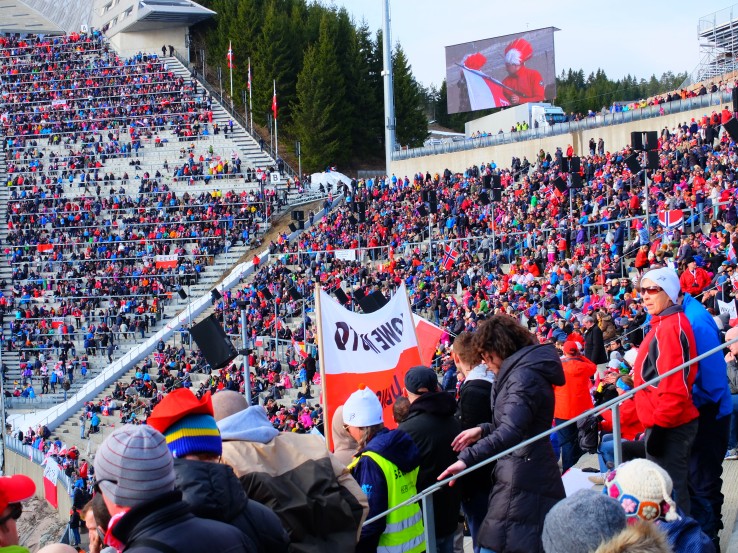 Skoki narciarskie na Holmenkollen Skoki narciarskie na Holmenkollen