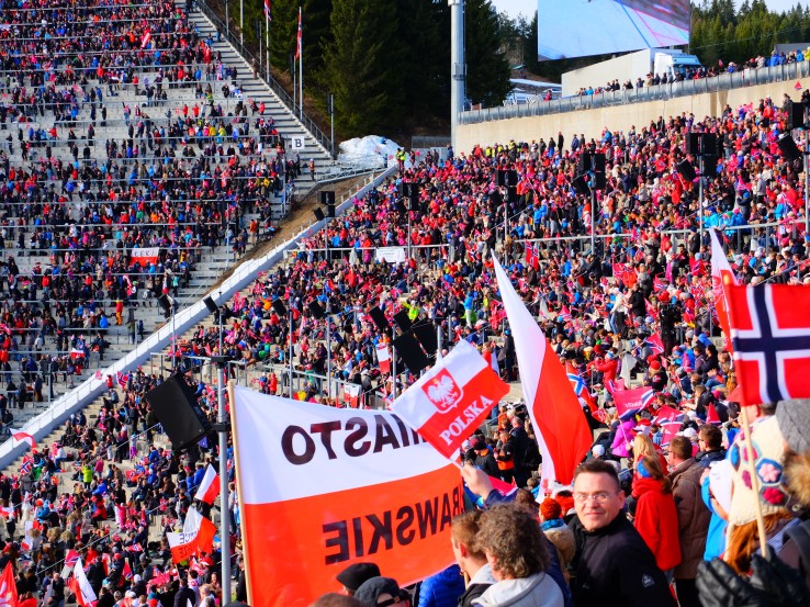 Skoki narciarskie na Holmenkollen Skoki narciarskie na Holmenkollen