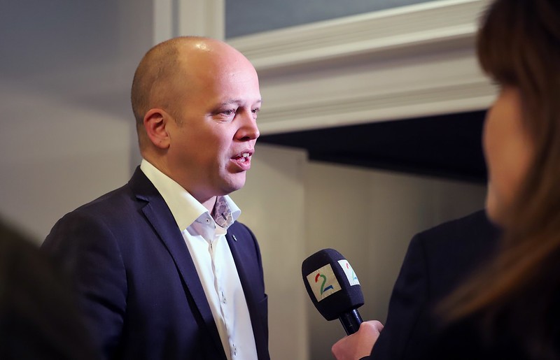 Głównymi przeciwnikami wejścia Norwegii do Unii Europejskiej są Partia Postępu oraz Centrum.