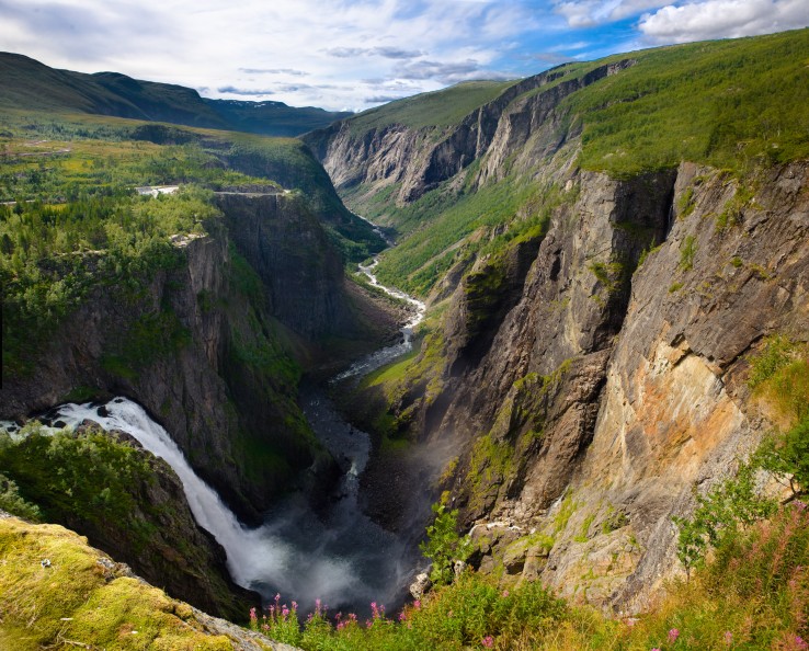 Jedna z majestatycznych dolin w Eidfjord