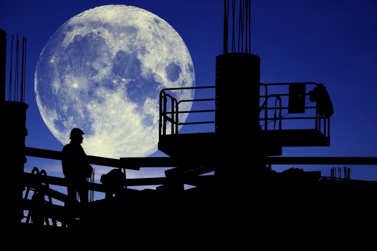 pracownicy na nocnej zmianie pracownicy na nocnej zmianie