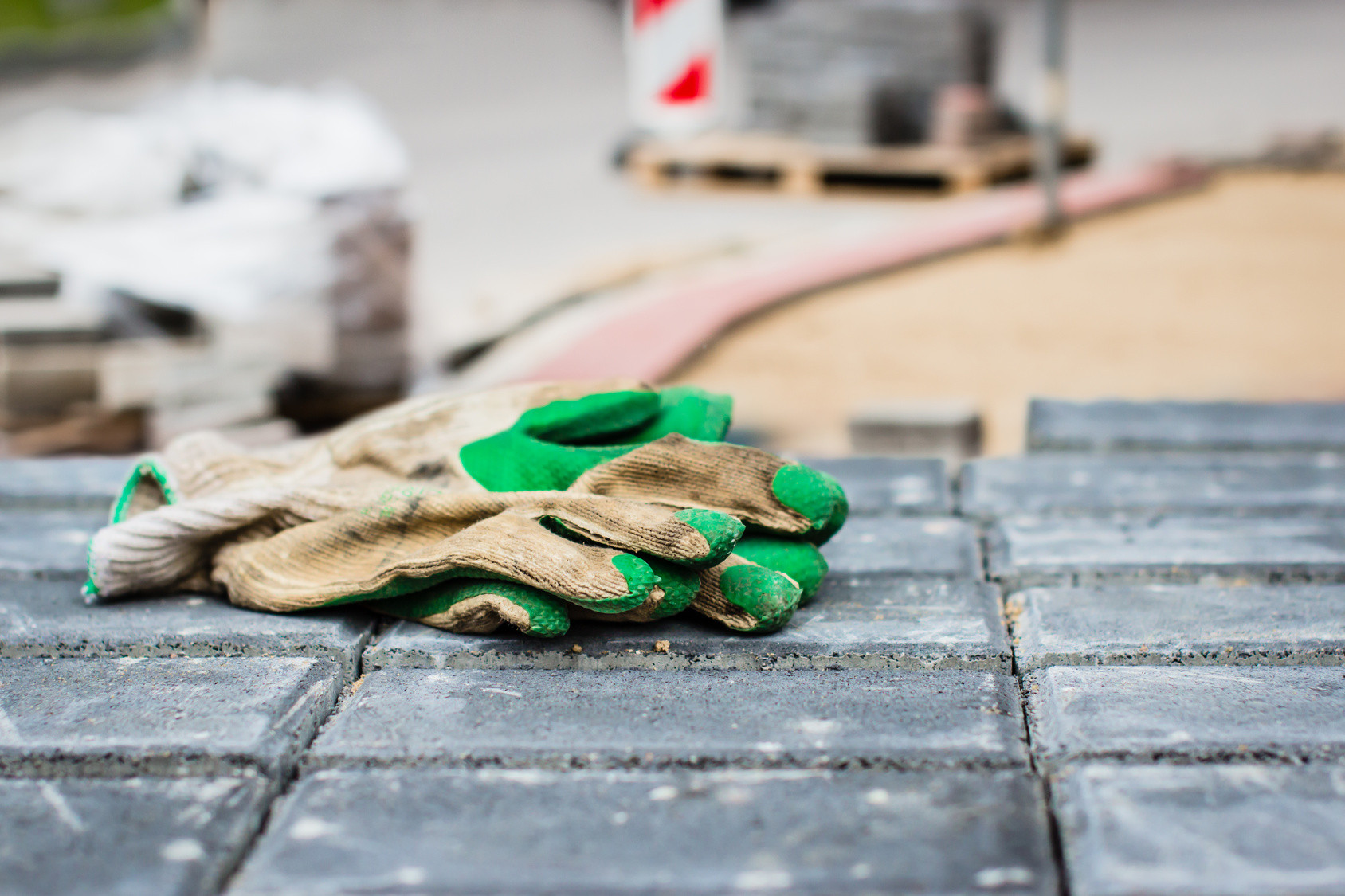 W branży rośnie liczba sygnałów o upadłościach i redukcjach zatrudnienia.