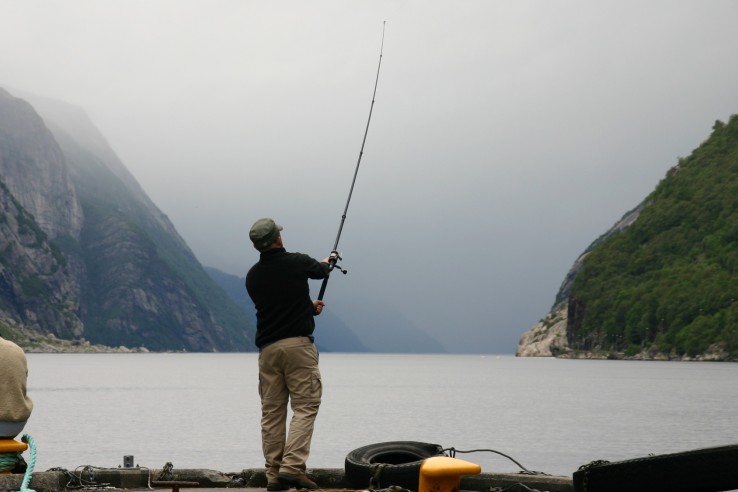 wędkarz nad Lysefjorden