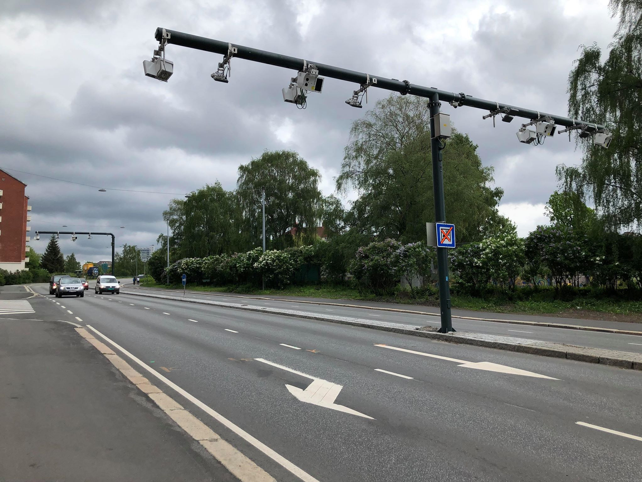 Środki z bompenger trafiają m.in. na potrzeby realizacji inwestycji drogowych oraz poprawiających transport publiczny.
