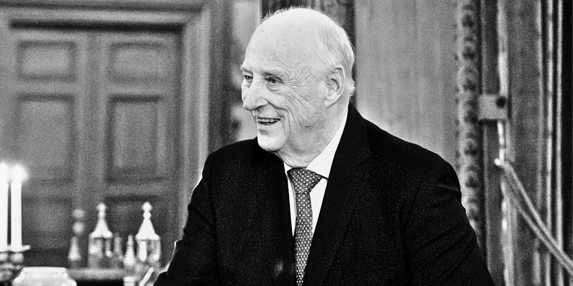 Król Harald V trafił do szpitala 17 sierpnia i przebywał w nim do chwili śmierci 28 sierpnia.