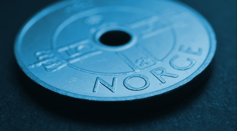 Poprzednia podwyżka stóp procentowych miała miejsc 23 marca - Bank Centralny Norwegii ogłosił wówczas podniesienie stóp procentowych o 0,25 pp. do 3,0 proc.