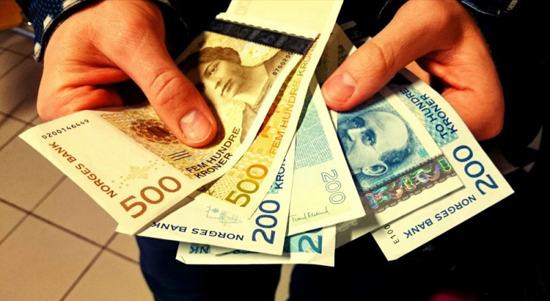 Autorzy raportu uważają, że imigracja zarobkowa doprowadziła również do zmniejszenia produktywności.