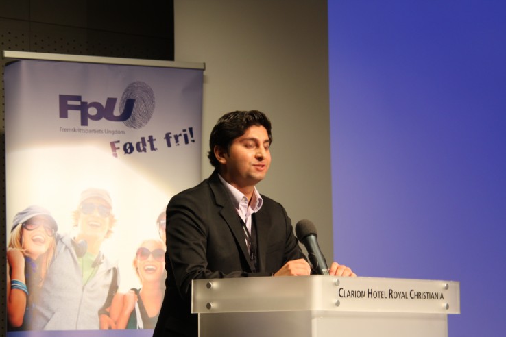 Himanshu Gulati podczas jednego z wystąpień Himanshu Gulati podczas jednego z wystąpień