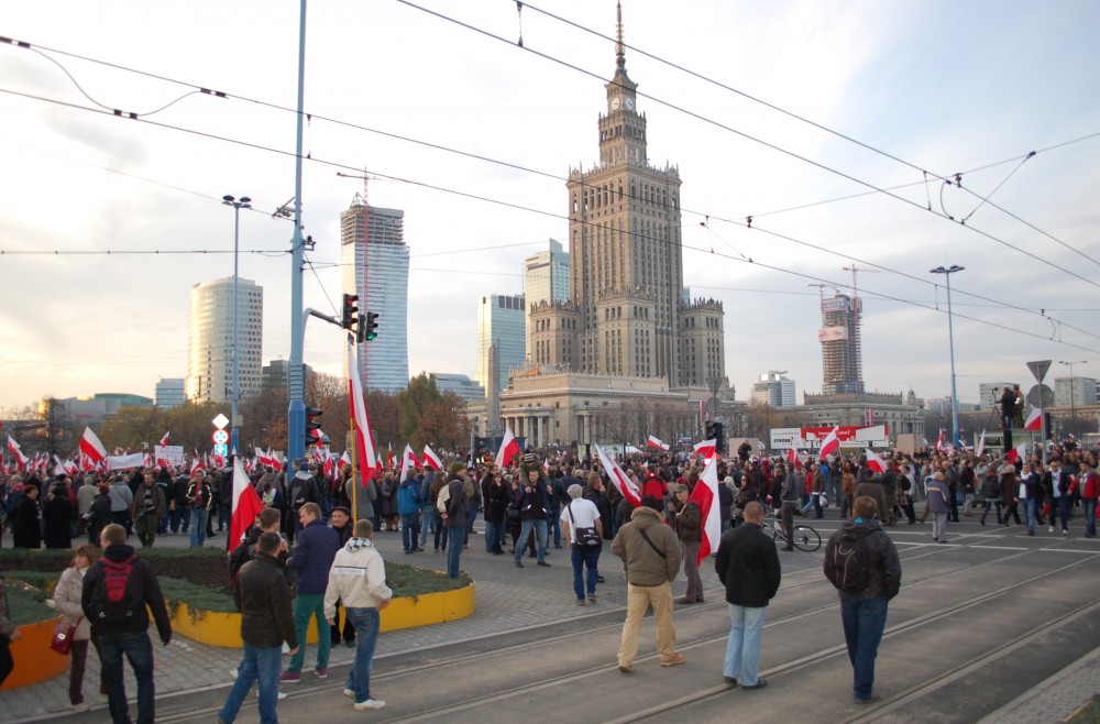 Ja niestety muszę iść do pracy, ale sercem i duszą będę na Marszu w stolicy!!!! ‬‪A całe popołudnie i wieczór podporządkuje pod Dzień Niepodległości. POLSKA MOIM UKOCHANYM KRAJEM !!!!‬