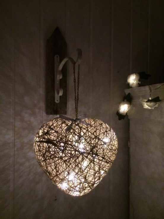 wisząca lampa stworozna przez Karitę wisząca lampa stworozna przez Karitę