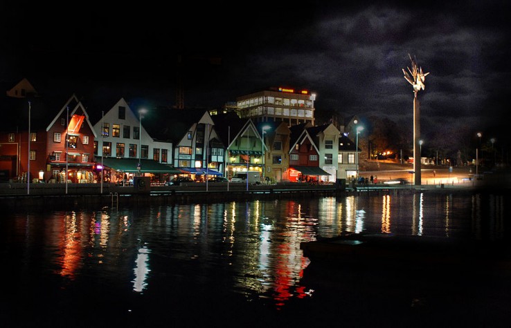 Stavanger nocą