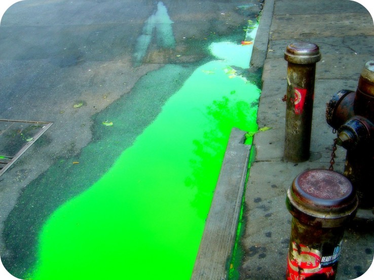 toxic green