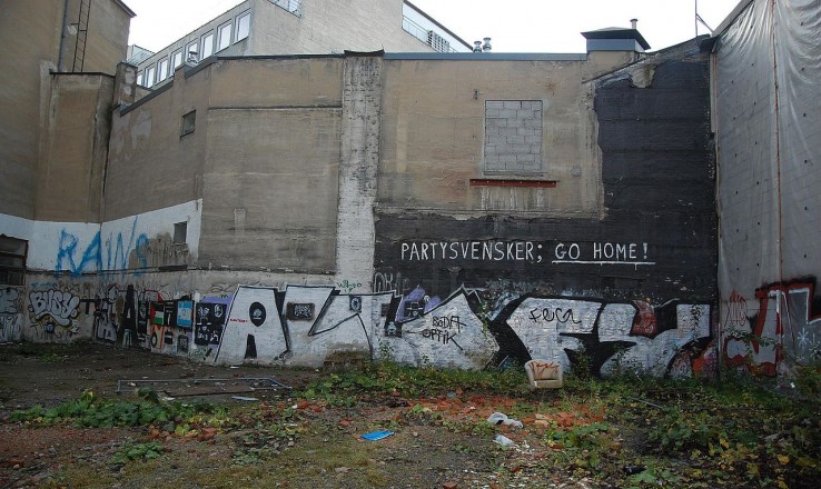 dyskryminujące graffiti dyskryminujące graffiti