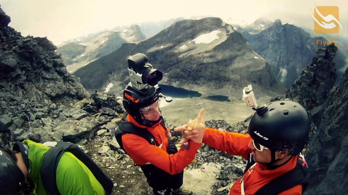 Soul Flyers - FreeFly BASE 2011
