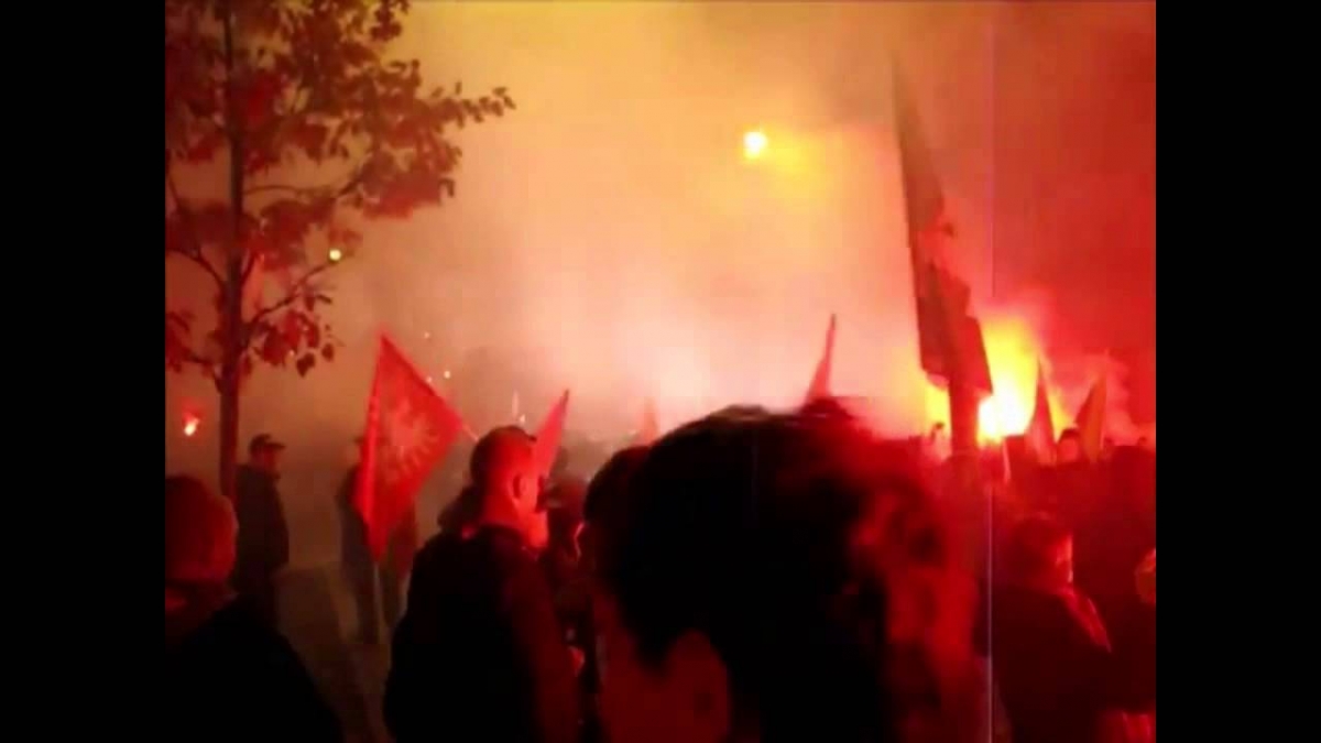 PTAKU - "Spłoną Wozy" TVN-u