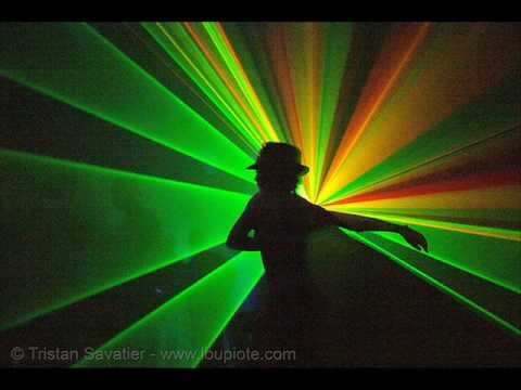 Tony Ray & MC Robinho - SO HIGH ( official version)