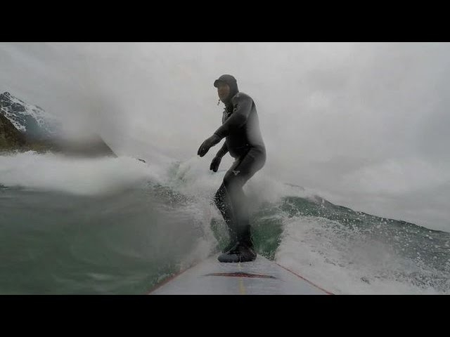 Extreme surfers chill with Arctic waves in Norway