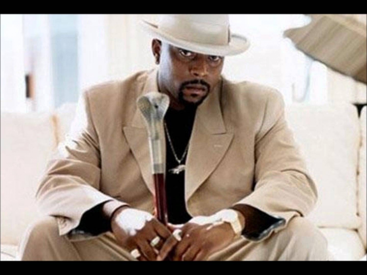 Shade Sheist Ft. Nate Dogg - Walk A Mile