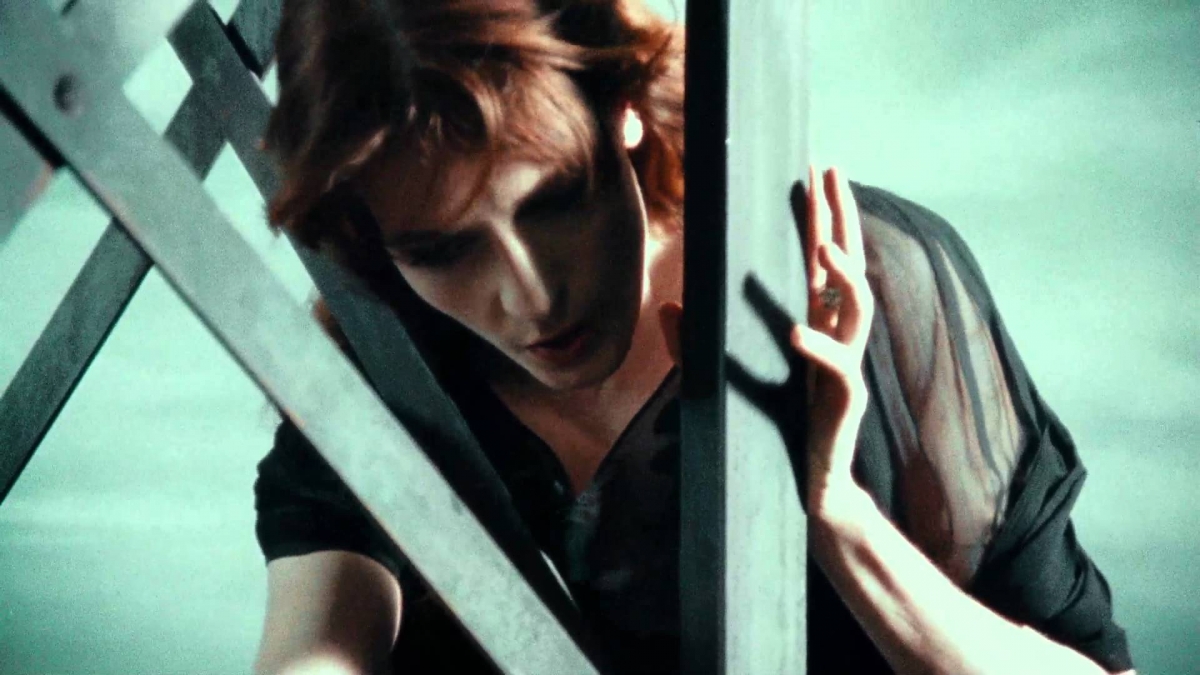 Florence + The Machine - No Light, No Light