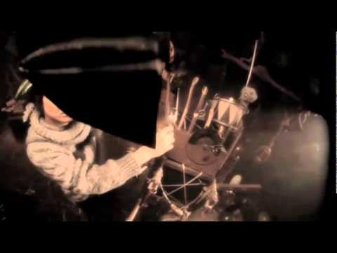 Lauri - HEAVY (official music video)