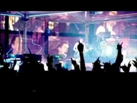 Muse - Plug In Baby  [Live From Wembley Stadium]