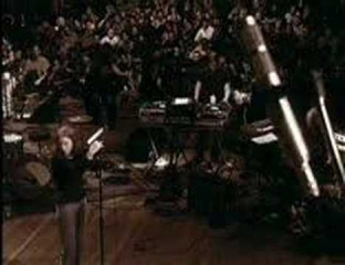 Portishead - only you (Roseland NYC Live)