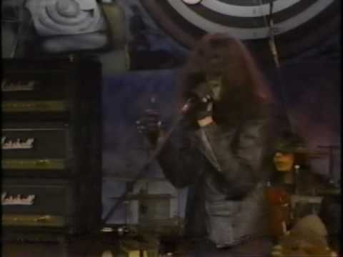 The Ramones -  Somebody Put Something In My Drink