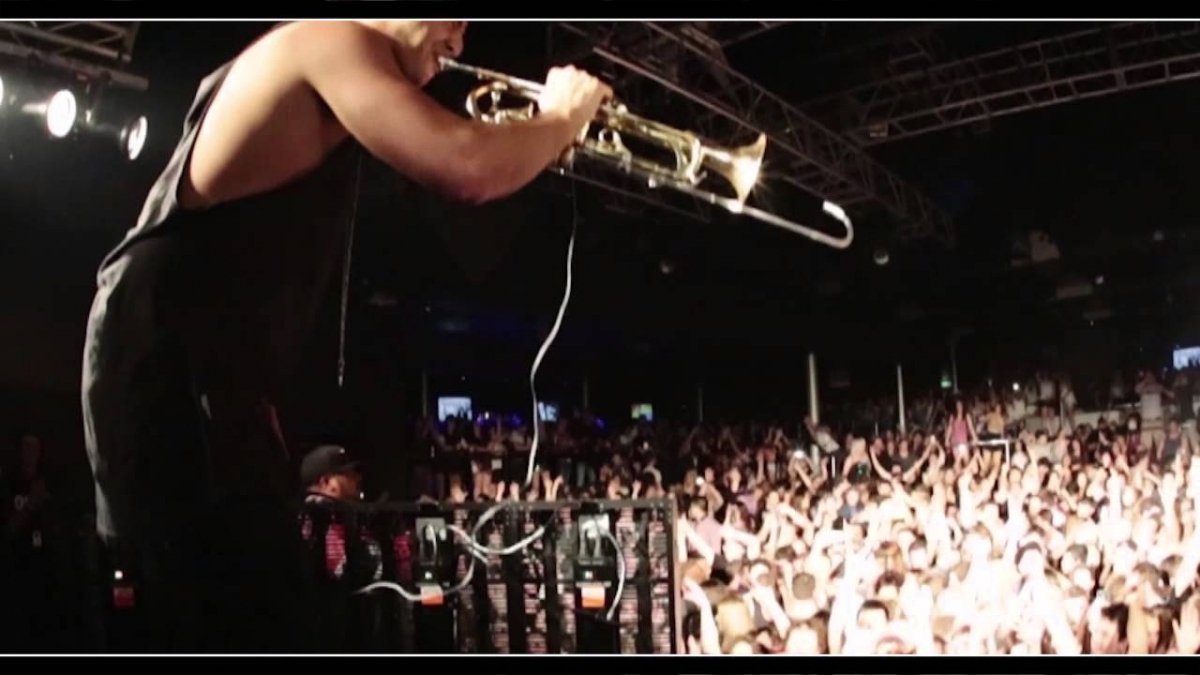 Timmy Trumpet & Savage - Freaks (Official Video)