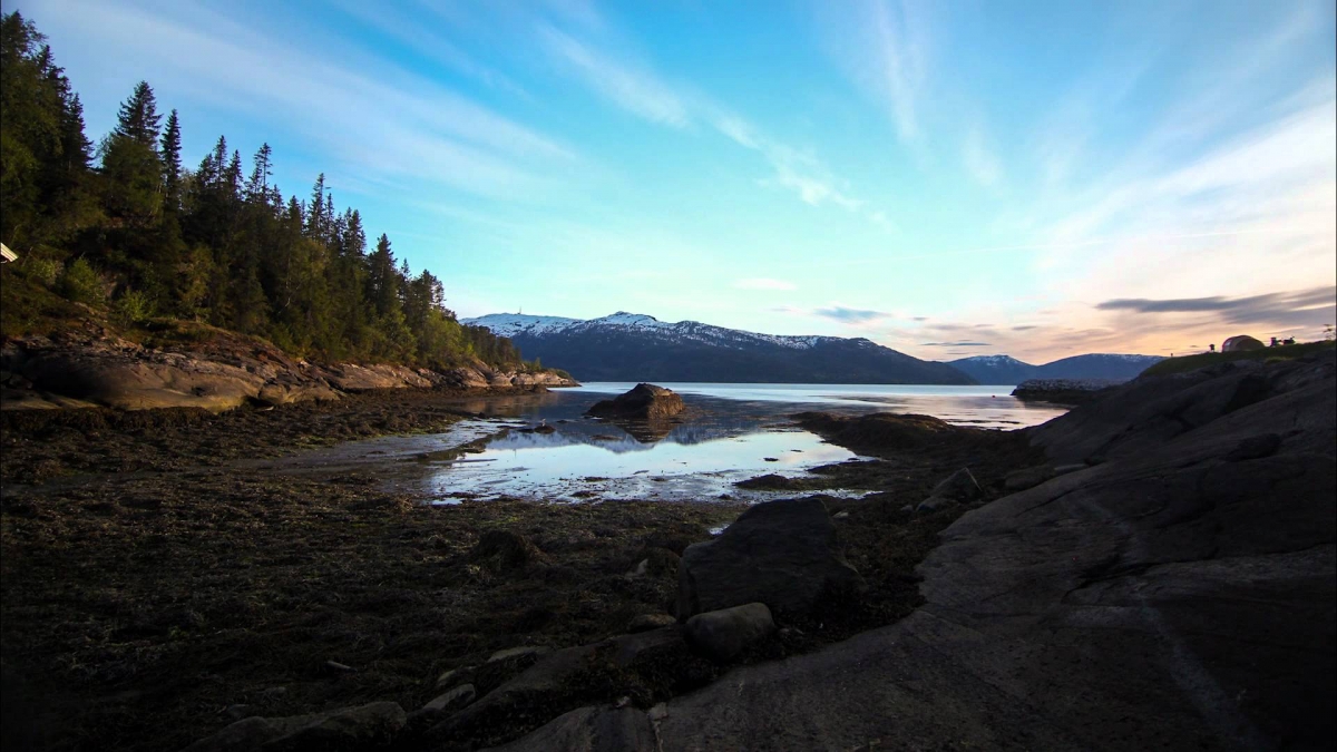 Norway Timelapse - Midnight sun, Lofoten, Ålesund, Geiranger [1080p]