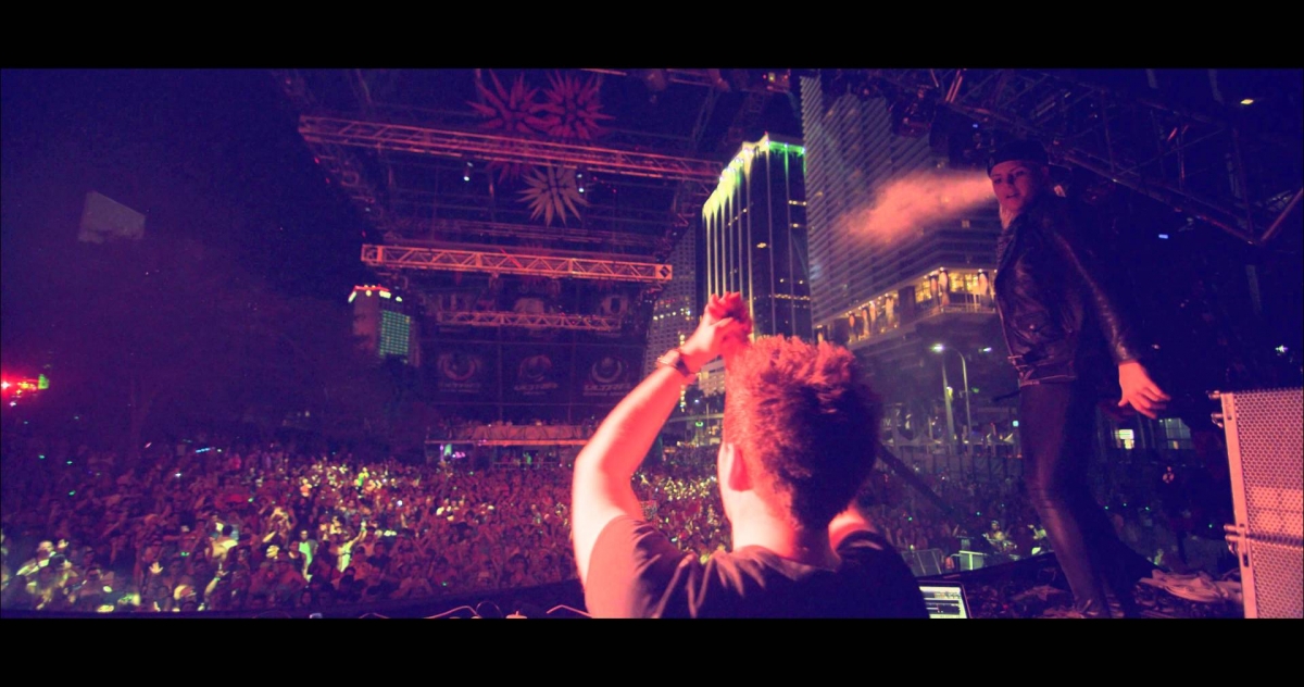 Gareth Emery feat. Christina Novelli - Dynamite (Official Video)